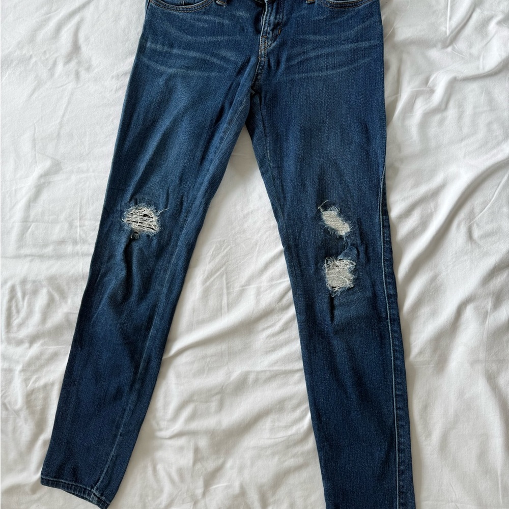 Guess Distressed Skinny Jeans
